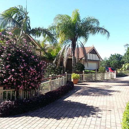 Tranquil Garden Hideaway Apartman Ormeau Kültér fotó