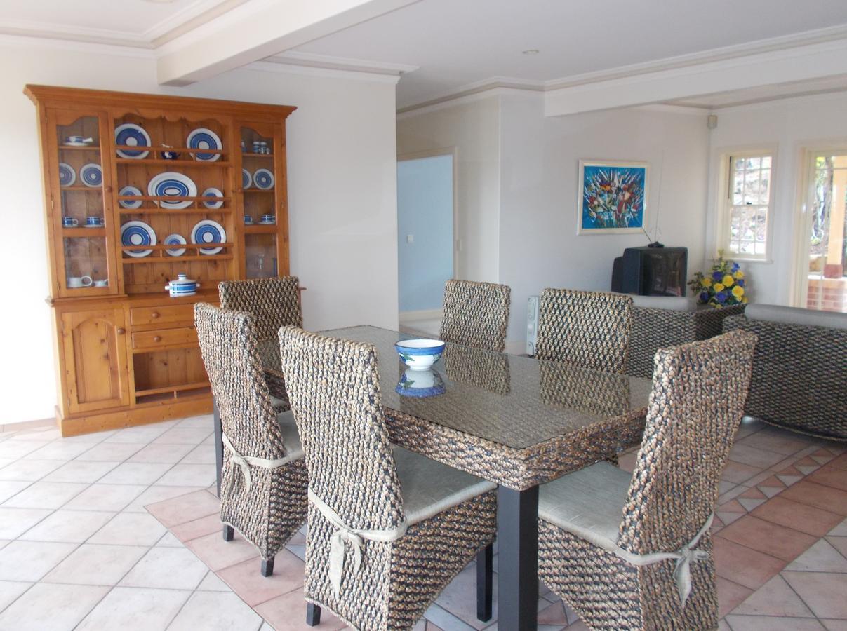 Tranquil Garden Hideaway Apartman Ormeau Kültér fotó